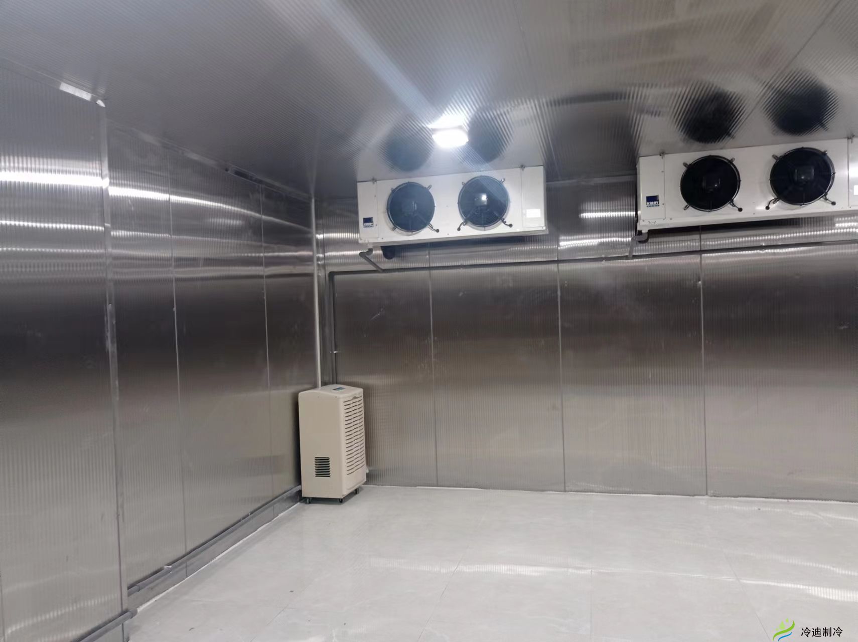 醫藥冷藏冷庫風機.jpg 醫藥冷藏冷庫風機.jpg