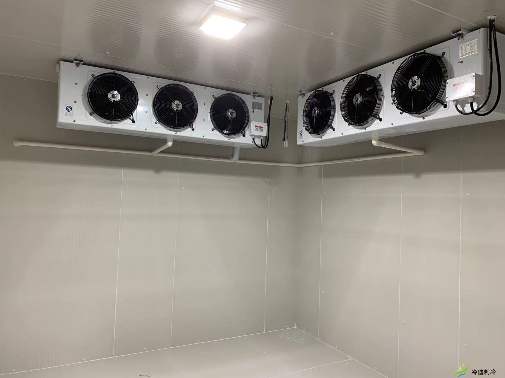 如圖所示冷庫(kù).jpg 如圖所示冷庫(kù).jpg